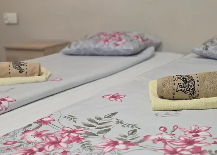 Nad Zalewem 500-163-489 Guest house 3*